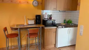 Appartamento con barbecue, terrazza e giardino - Image 4