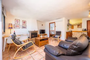 Cozy Cottage with Extraordinary Location Near the Sea - Image 3