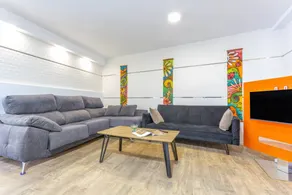 Holiday apartment with barbecue, terrace & garden | Mountain view - Image 4