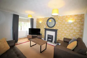 Holiday home with garden - Image 4