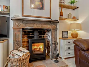 Fully equipped cottage with terrace & garden | Pet-friendly - Image 3