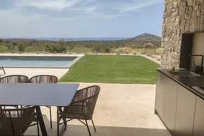 Villa with hot tub & pool | Sea view - Image 5