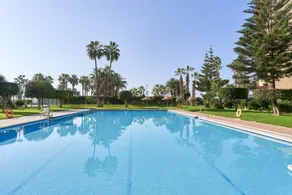 Tolle Wohnung mit Garten und Pool | Bergblick | Strand in der Nähe - Image 3