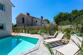 Villa Lota with a heated pool, sauna & E-car charger - Image 2