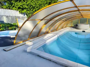 Bed & breakfast with garden, pool & barbeque - Image 3