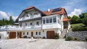 Child-friendly holiday apartment with sauna, garden & barbecue | Garden view | Pet-friendly - Image 2