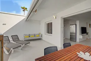 Nueva Suecia 805 – Beachfront Apartment with Terrace and Sea Views - Image 2