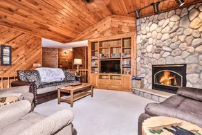 Breezy Bay Bungalow - Image 3