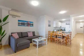Vacation 'Candelaria 1' with Sea View, Wi-Fi and Air Conditioning - Image 4
