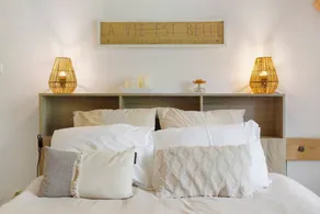 Maraval – Cozy air-conditioned suite in a private home with garden and pool access in Périgueux - Image 3