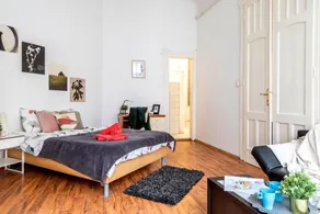 Wesselényi utca, Budapest - Image 3