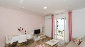 Apartment | Sea view | Next to the beach - Image 5