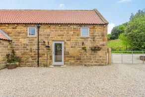Family-oriented nice cottage with jacuzzi & garden | Pets allowed - Image 2