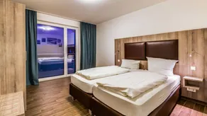 Holiday apartment with terrace & sauna | Panoramic view - Image 3