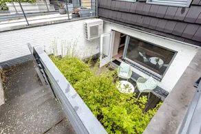 House with terrace & garden - Image 2