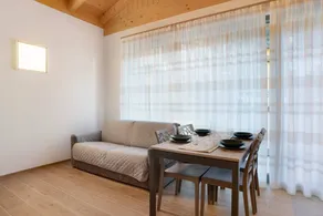 Appartement entièrement équipé avec jardin | Vue montagne | Avec animaux acceptés - Image 2