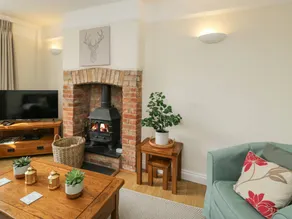 Agréable cottage adapté aux familles avec jardin | Avec animaux acceptés - Image 4