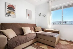 Flat with terrace | City view - Image 4