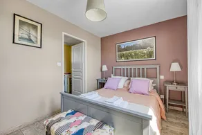 Chic and Peaceful Retreat Among the Vineyards – With Air Conditioning - Image 2