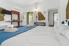 Superior Double Room 1 – Spacious Ground Floor Accommodation - Image 5