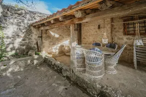 Holiday home with garden & barbeque | Mountain view - Image 2