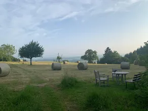Holiday Home '1a' with Mountain View, Private Terrace & Wi-Fi - Image 2
