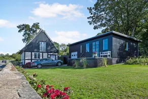 Cottage with breathtaking sea and cliff views - Image 2