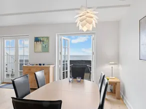 Holiday apartment with terrace & sauna | Sea view - Image 2