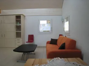 Apartamento vacacional totalmente equipado con terraza - Image 4