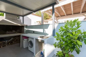 Beautiful studio with terrace - Image 4