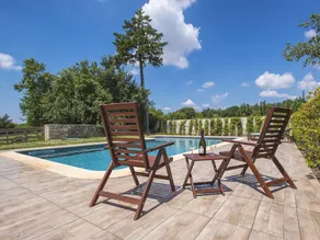 Holiday home with barbeque, terrace & private pool - Image 4