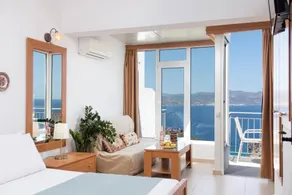 Maisonette (split-level apartment) with sea view, Wi-Fi, and air conditioning - Image 2