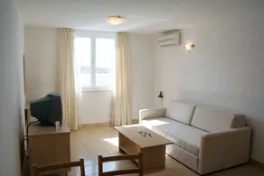 Apartment with 1 room for 4 persons - Image 2