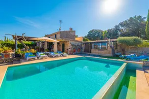 Villa with terrace, garden & private pool - Image 2