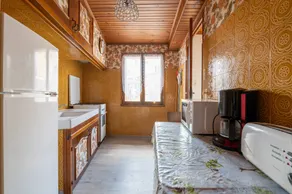 Holiday home with barbeque & terrace | Garden view - Image 4