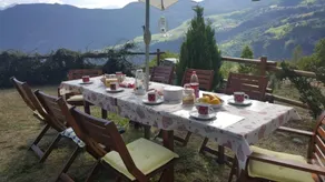 Child-friendly ample villa with terrace & garden - Image 3