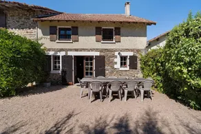 Ferienhaus 'Gîte Merlot' mit Gemeinschaftspool, privater Terrasse und WLAN - Image 2