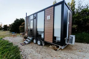 Tiny House Accommodation near Wilsons Prom Perfect for a Glamping Getaway - Image 4