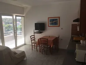 Holiday apartment with terrace & barbeque | Sea view - Image 5