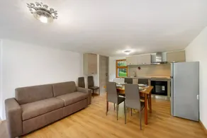 Flat with garden | Mountain view - Image 3