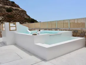 Holiday home with garden, private pool & BBQ - Image 5