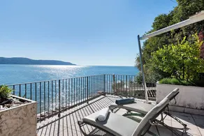 Merveilleuse villa entièrement équipée avec terrasse, barbecue et jacuzzi | Vue lac | Idéale pour le télétravail | Avec animaux admis - Image 2