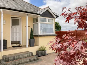 Pleasant cottage with hot tub & garden | Dogs allowed - Image 4