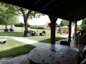Lodge with terrace & garden | Garden view - Image 3