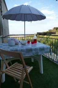 Holiday home with terrace & BBQ | Pets allowed - Image 2
