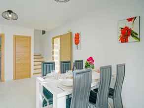 Apartment mit Terrasse, Pool und Garten | Meerblick | Ideal für Homeoffice - Image 3