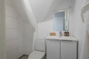 Holiday apartment with garden - Image 5