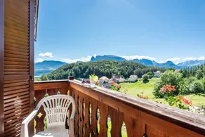 Apartamento vacacional con barbacoa y jardín | Vistas a la montaña - Image 2