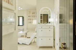 Designer Loft at Seville's Alameda — Smart Tech & Wellness Oasis - Image 3