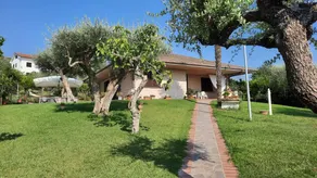 Family-oriented villa with barbeque, terrace & garden | Nature view | Pets are welcome - Image 3